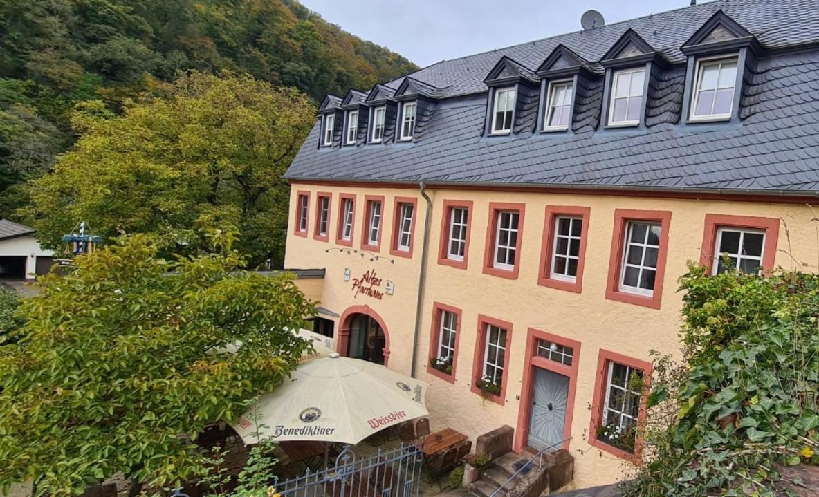 Altes Pfarrhaus Hotell Auw an der Kyll Eksteriør bilde